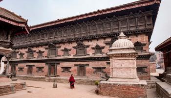 Nyanyapa Jhya (55 window)